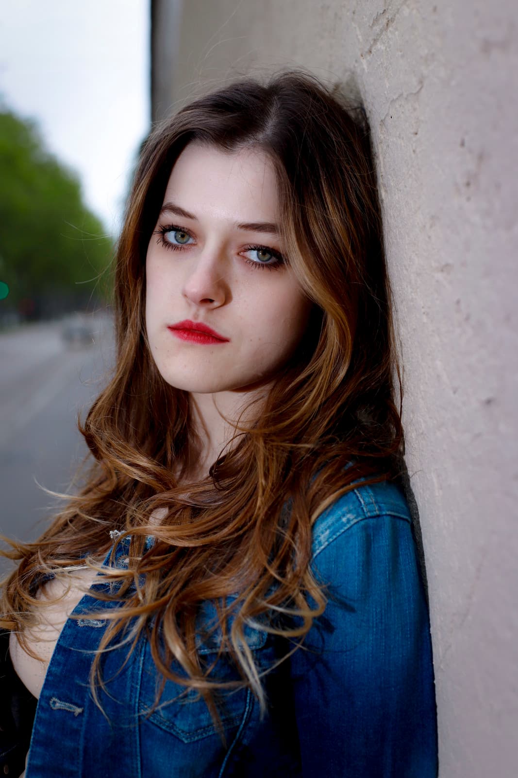 Rôle d'autorité — regard sévère