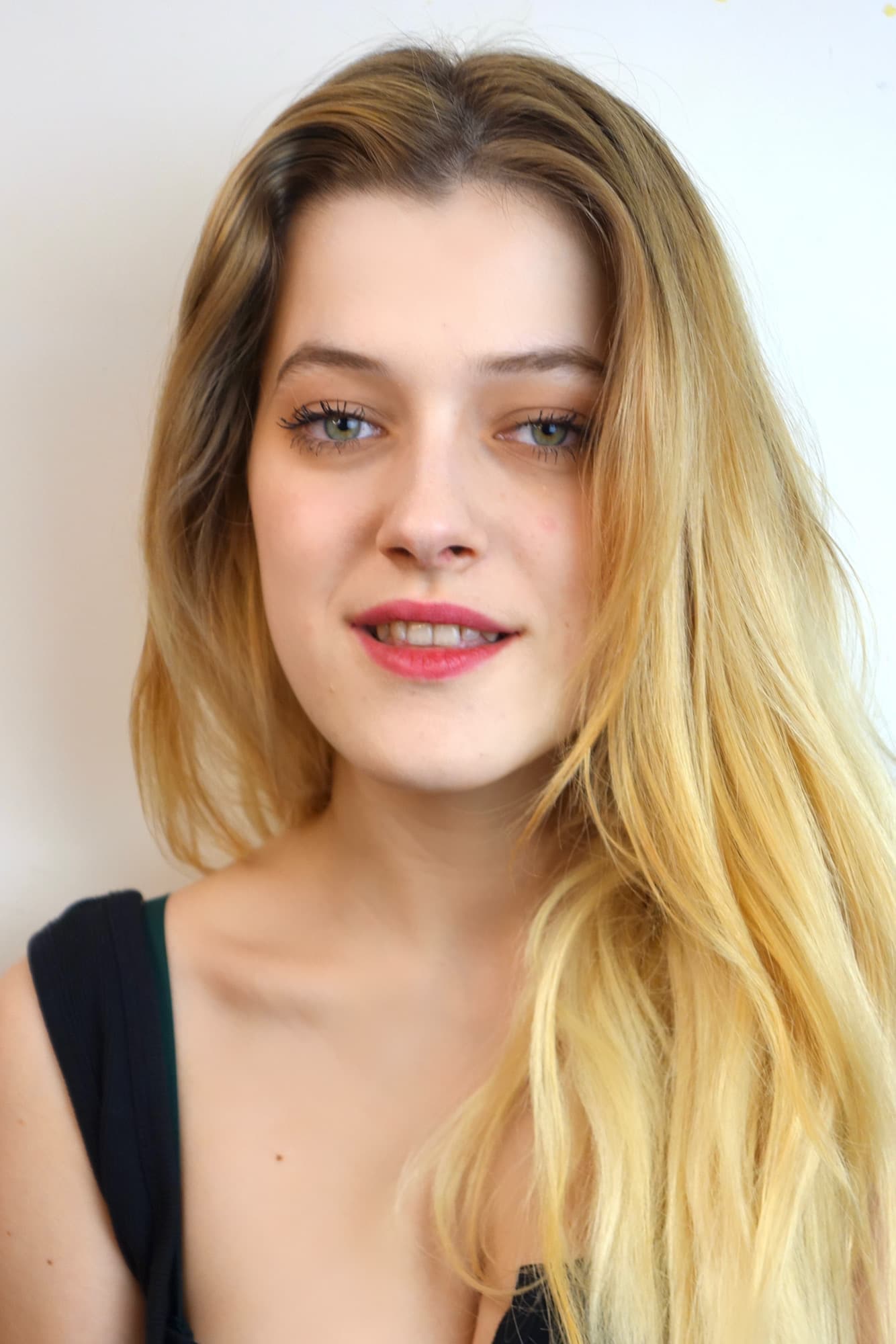 Constance Noujaim — book 6